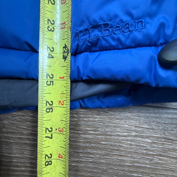 L.L.Bean Men's Goose Down Puffer Vest, Large, Blue, Insualted Winter Outdoor - Picture 10 of 11